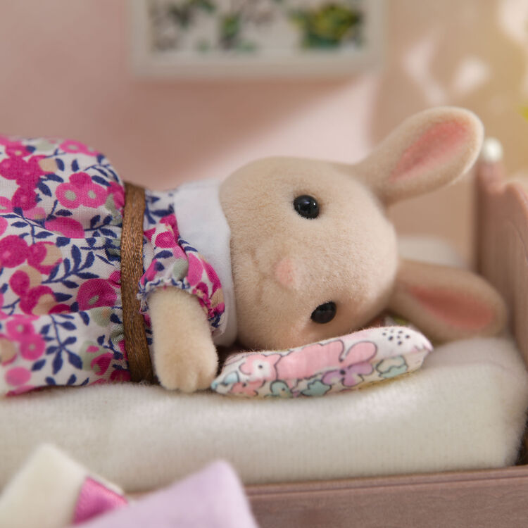 Sylvanian Families 2024 Floral Children's Room Liberty Print Milk Rabbit Doll House Accessories Toys
