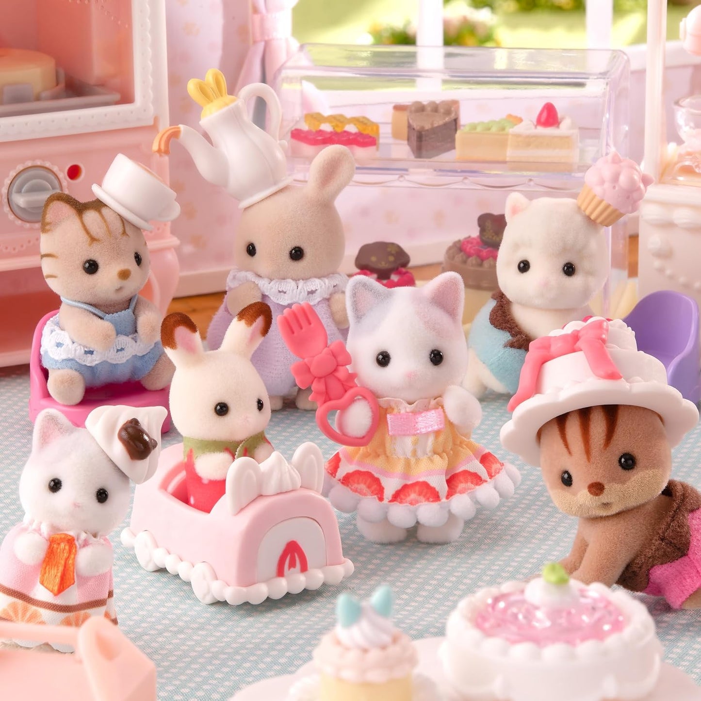 Sylvanian Families 2024 Baby Cake Party Series Blind Bag Cat Rabbit Alpaca Squirrel Baby Doll House Accessories Miniature Toys clover lane cloverlaneph